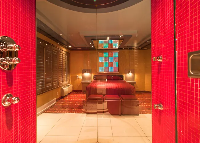 Le Chabrol Hotel&Suites